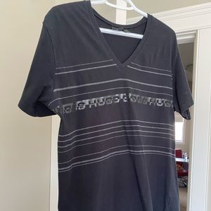 Hugo Boss v neck T-shirt XL